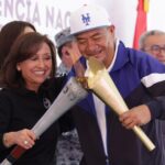 ENTREGA GOBERNADORA FUEGO SIMBÓLICO DE INDEPENDENCIA A LOS 60 MUNICIPIOS