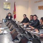 GOBIERNO ESTATAL ACTIVA PROTOCOLOS DE ATENCIÓN TRAS INCENDIO DE DOS TRACTOCAMIONES EN LA CARRETERA CALPULALPAN–APIZACO